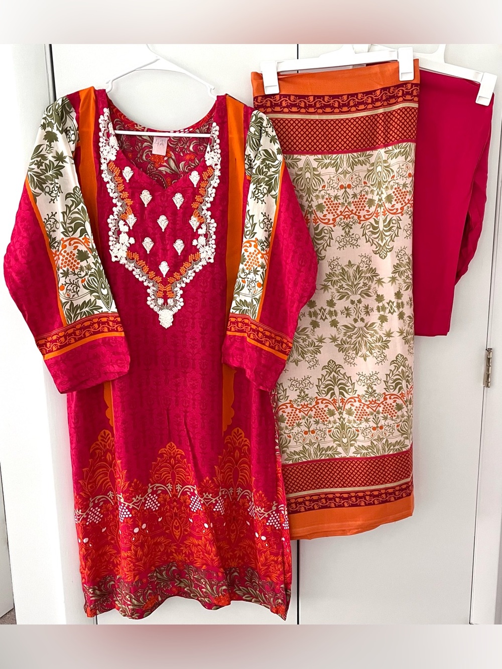 NEW Floral Linen Shalwar Kameez
